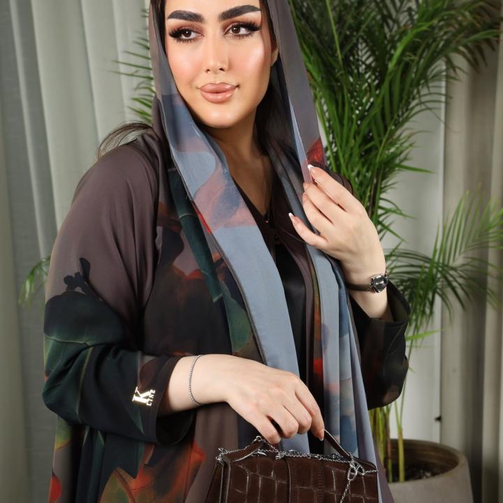 عباية أورا