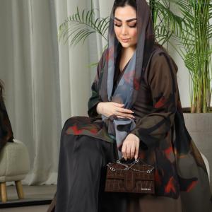 عباية أورا