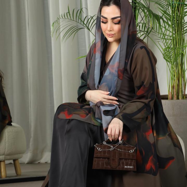 عباية أورا